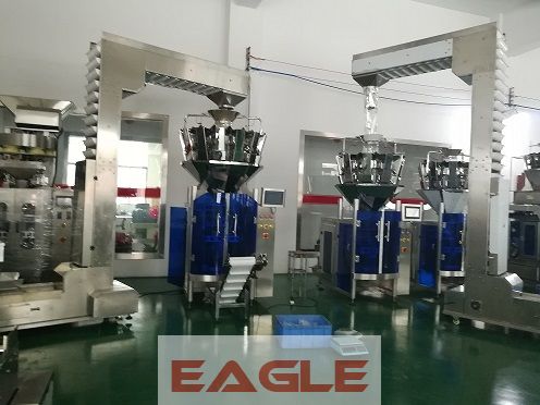 Ecnomic type packing machine with scales 